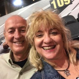 Meet your Posher, Robyn